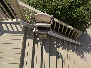 Phoenix SRE2010E Exterior Stairlift 